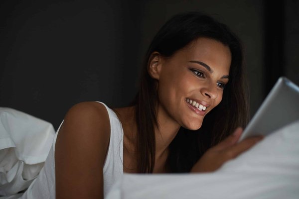 Comment organiser une exposition de photographie nocturne en plein air ?